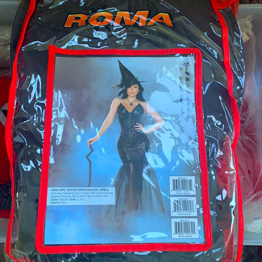 Witch costume